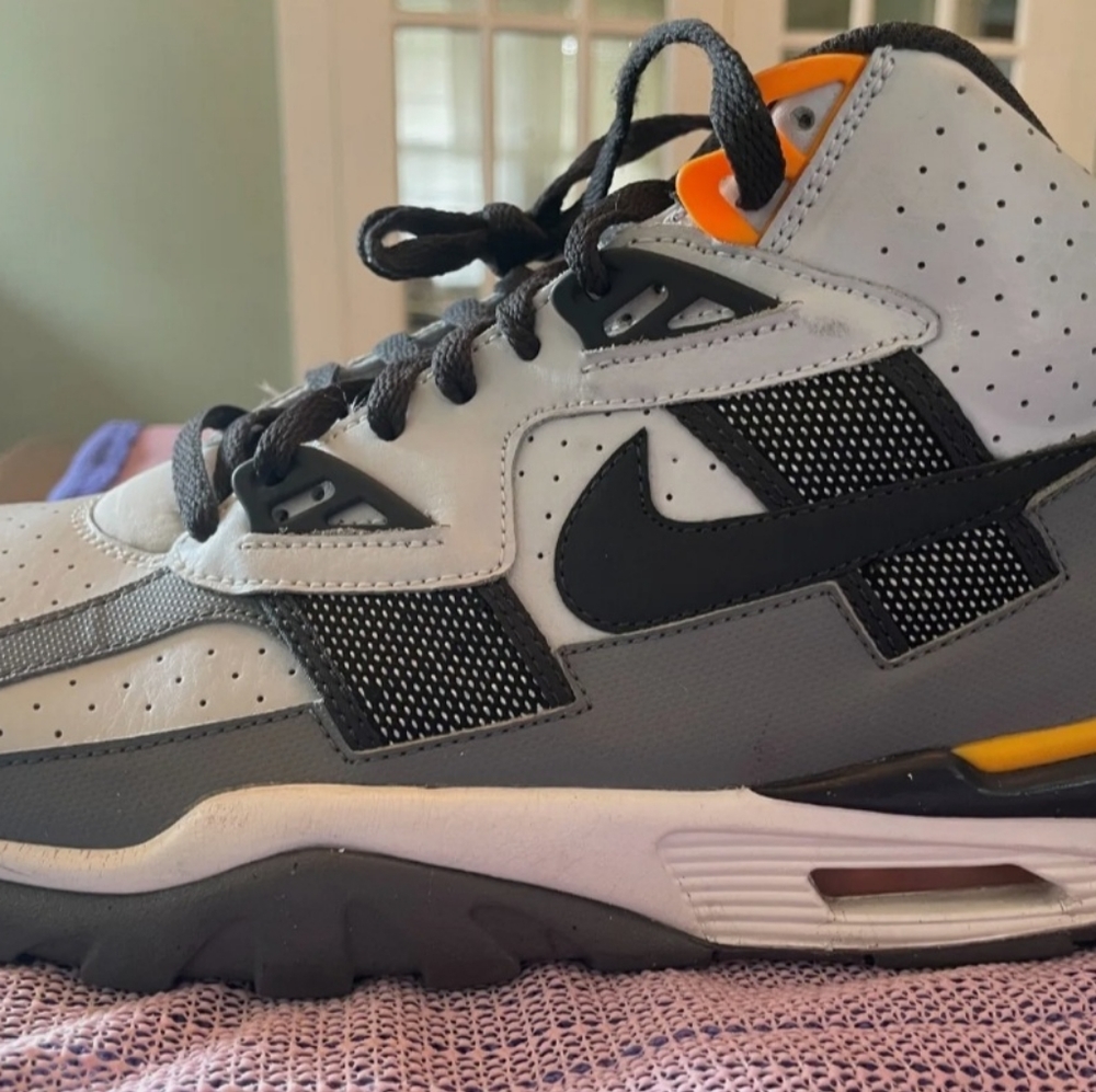 Nike air trainer SC